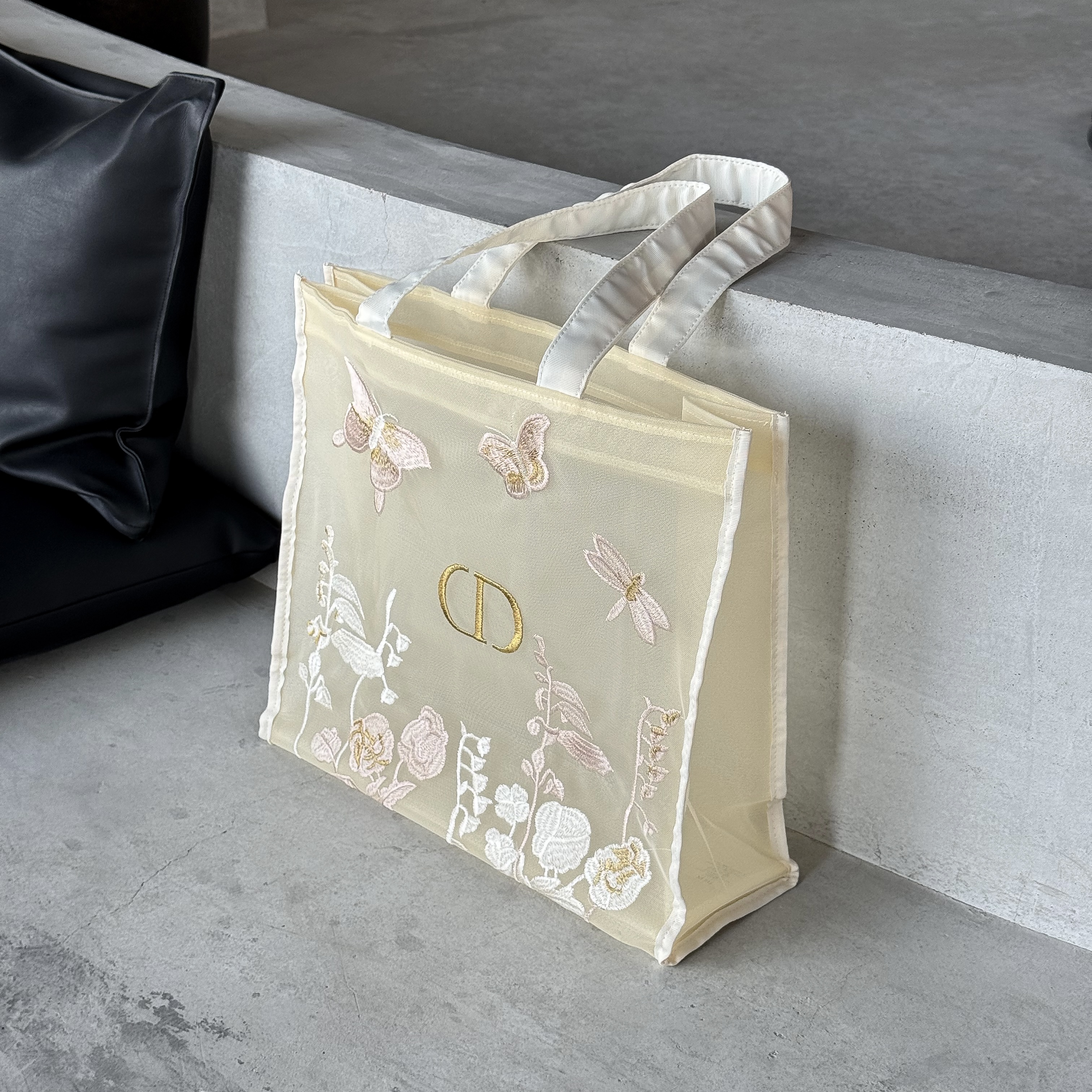 Spring Dior tote bag
