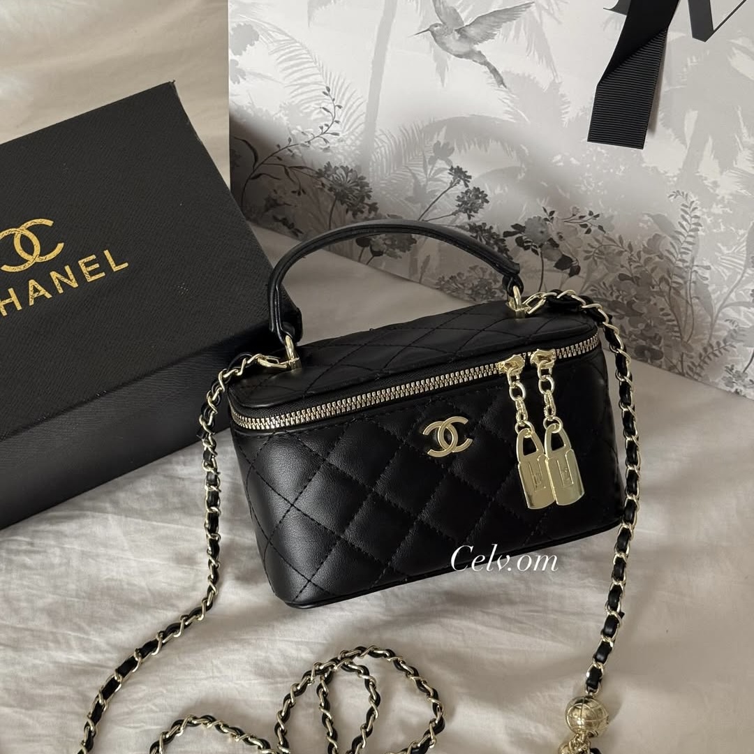 Chanel Box